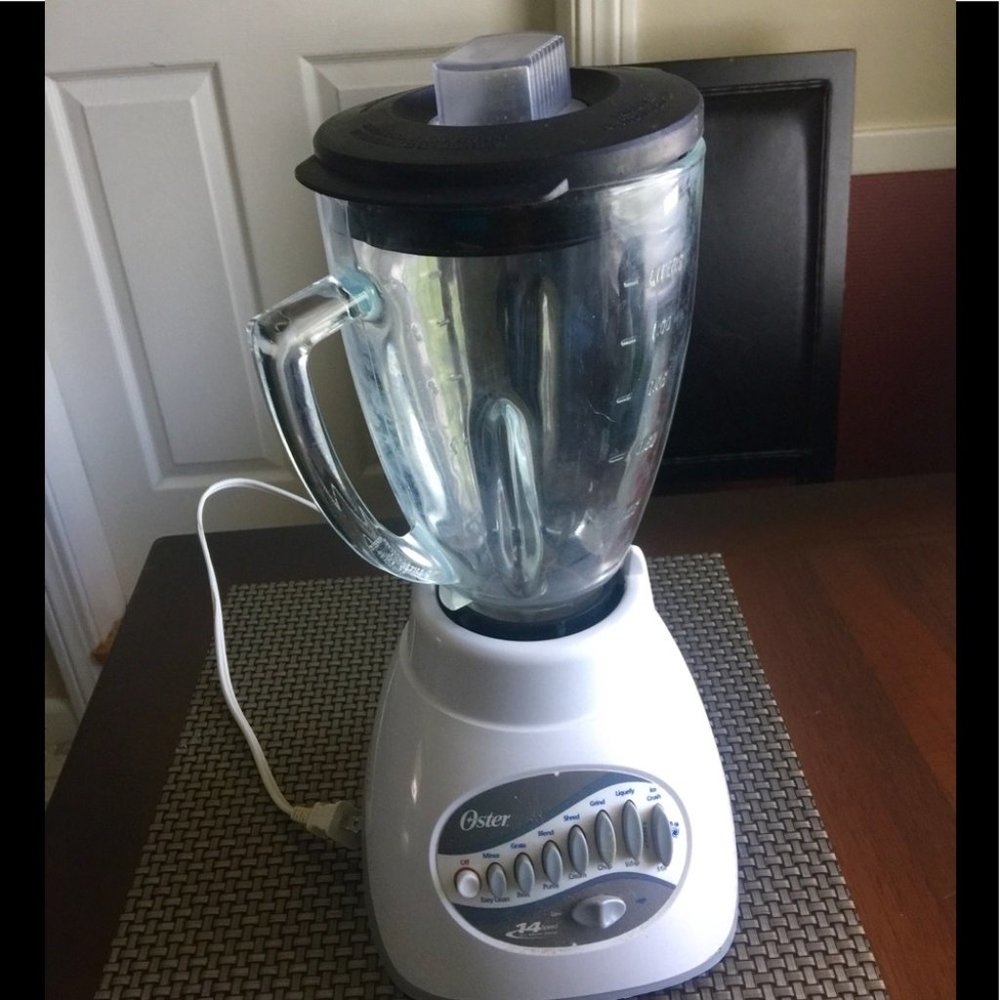 Oster 14 Speed Push Button Blender White Glass Jar All Metal Drive 6-Cup
